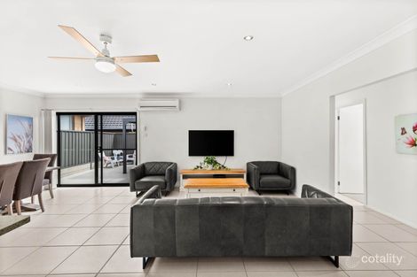 Property photo of 98 Dalmeny Drive Macquarie Hills NSW 2285