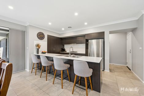 Property photo of 33 Griffiths Link Googong NSW 2620