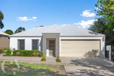 171b Holland St, Fremantle, WA 6160