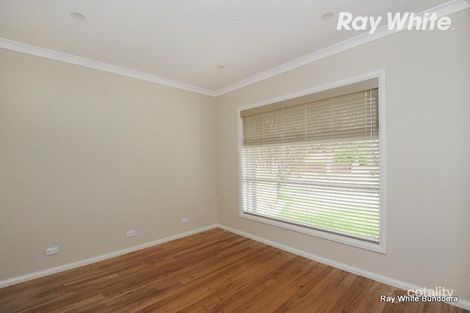 Property photo of 2 Dealing Court Bundoora VIC 3083