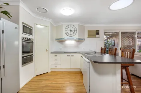 Property photo of 2 Weymouth Street Bundamba QLD 4304