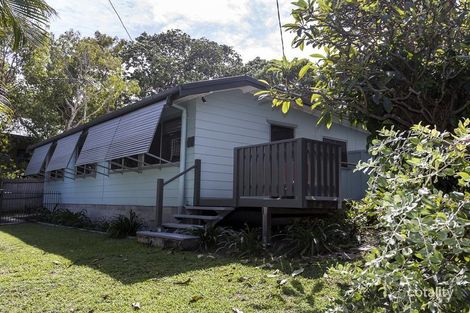 Property photo of 68 Mooloomba Road Point Lookout QLD 4183