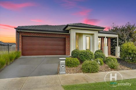 Property photo of 2 Moncton Way Mickleham VIC 3064