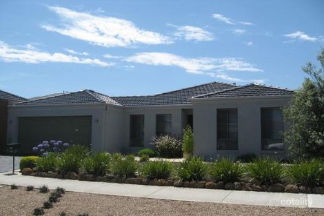 25 Troon Cres, Sunshine North, VIC 3020