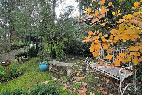 21 Sunnyside Tce, Emerald, VIC 3782