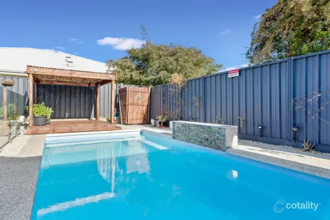 Property photo of 19 Carnaby Drive Dawesville WA 6211