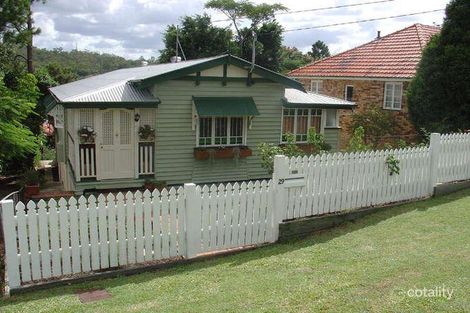 29 Albert St, Holland Park West, QLD 4121