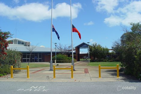 Property photo of 58 Whimbrel Crescent Coodanup WA 6210