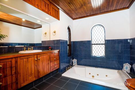 Property photo of 8 Mirrabooka Crescent Hallett Cove SA 5158