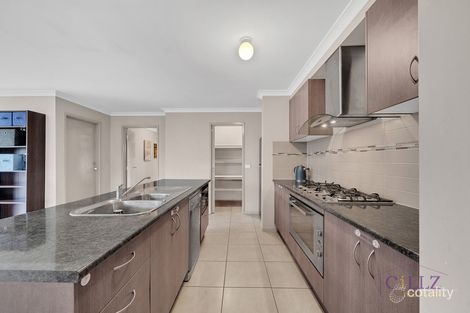 Property photo of 19 Stringybark Avenue Brookfield VIC 3338