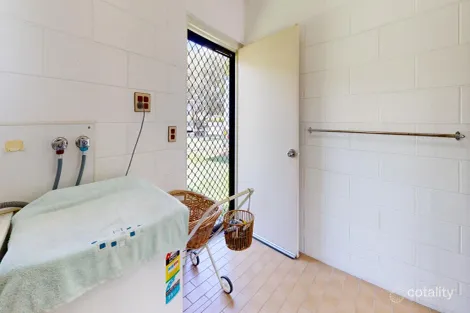 Property photo of 8 Champagne Crescent Kelso QLD 4815