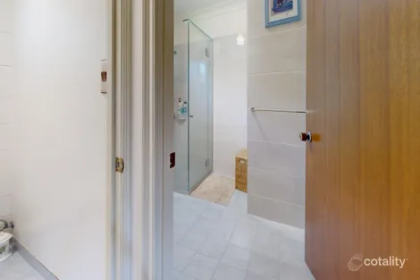 Property photo of 8 Champagne Crescent Kelso QLD 4815