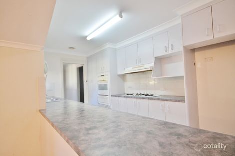 Property photo of 33 Pineview Circuit Young NSW 2594