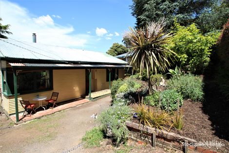 84 Moores Rd, Monbulk, VIC 3793