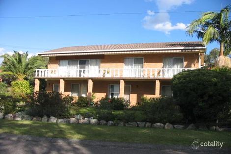 42 Peace Pde, Tanilba Bay, NSW 2319