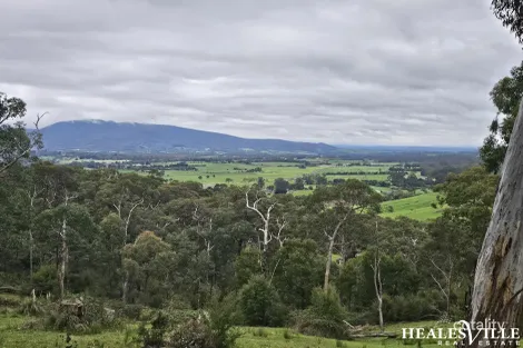 2 Kalamunda Tce, Healesville, VIC 3777