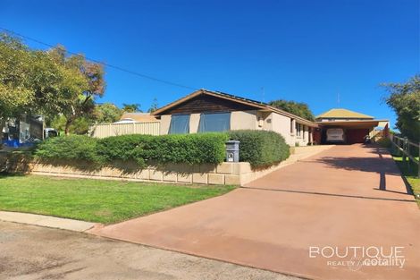 9 Osborne Way, Port Denison, WA 6525