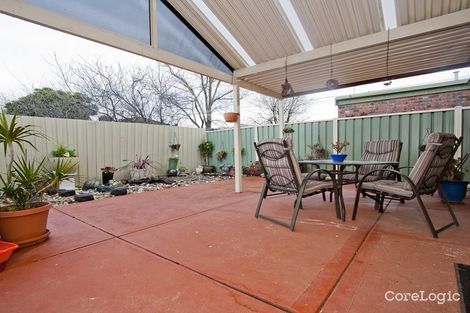 Property photo of 1/28 Mount Eagle Way Wyndham Vale VIC 3024