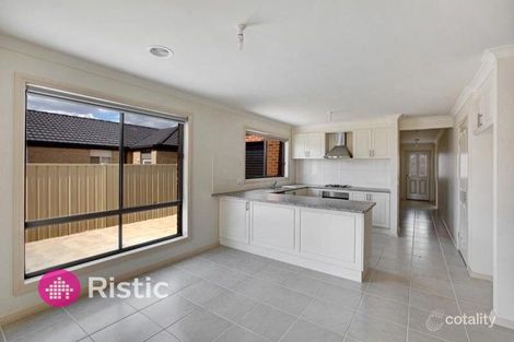 Property photo of 27 Pauline Way Kilmore VIC 3764