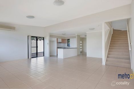 Property photo of 80 Greenway Circuit Mount Ommaney QLD 4074