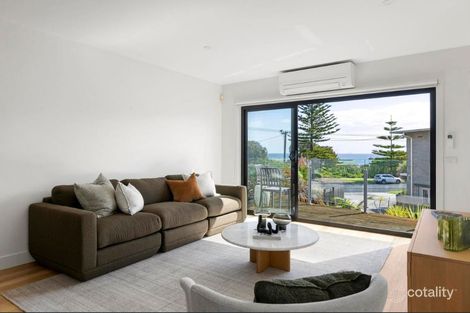 Property photo of 2/44 Beach Road Hampton VIC 3188
