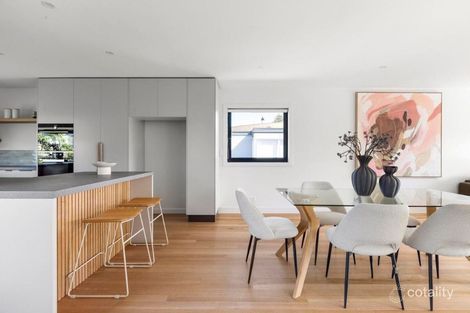 Property photo of 2/44 Beach Road Hampton VIC 3188