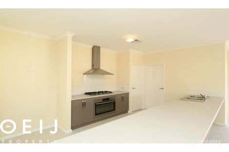 Property photo of 2B Dunlap Avenue Success WA 6164