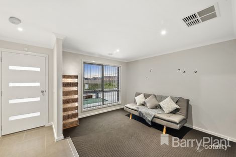 Property photo of 2 Garry Drive Tarneit VIC 3029