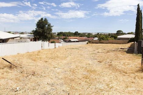 Property photo of 12 Palm Crest Ballajura WA 6066