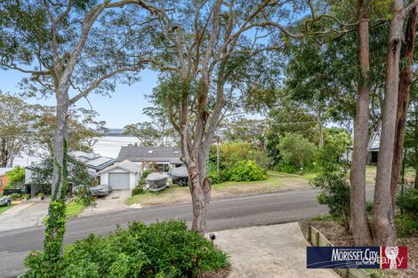 Property photo of 35 Yoorala Road Yarrawonga Park NSW 2264