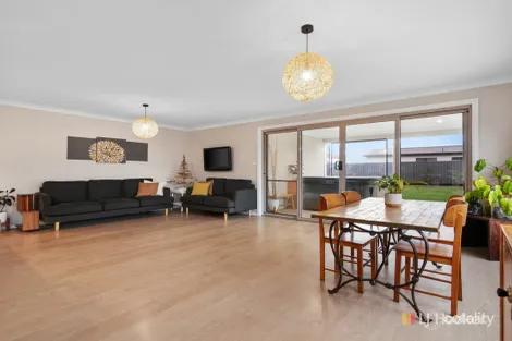 Property photo of 27 Katelyn Drive Wynyard TAS 7325
