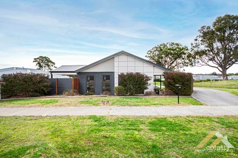 23a Len Cook Dr, Eastwood, VIC 3875