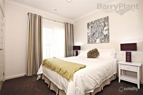 Property photo of 12 Bendigo Drive Eynesbury VIC 3338