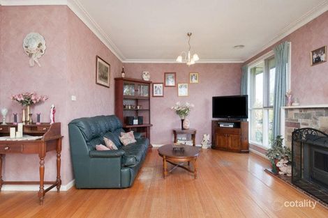Property photo of 34 Braeside Drive Launching Place VIC 3139