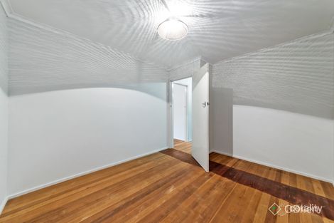 Property photo of 16 Walter Street Cranbourne VIC 3977