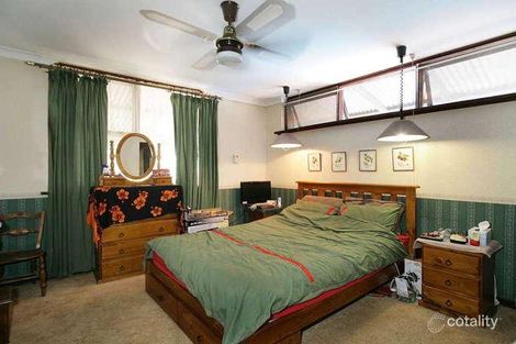 Property photo of 2 Croyden Road Roleystone WA 6111