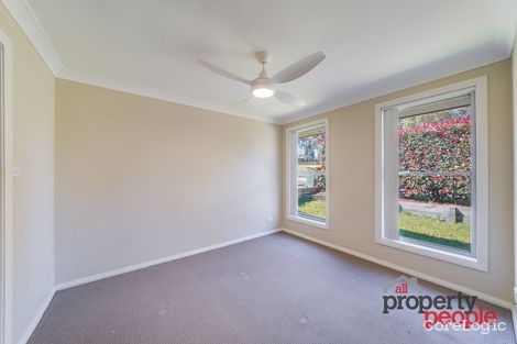 Property photo of 31 Woodroffe Street Minto NSW 2566