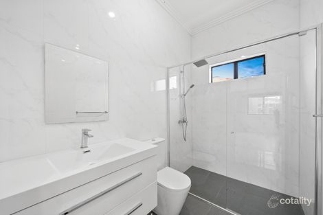 Property photo of 2 Mildara Place Edensor Park NSW 2176