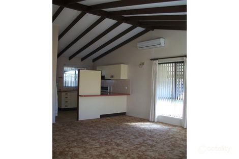 Property photo of 2/31 Traminer Drive Wilsonton Heights QLD 4350