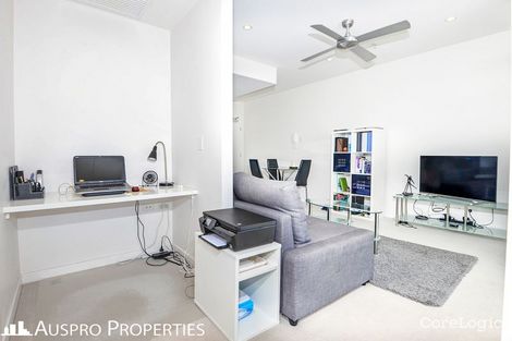 Property photo of 1135/16 Hamilton Place Bowen Hills QLD 4006