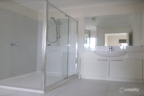 Property photo of 10 Yellow Gum Crescent Mooroolbark VIC 3138