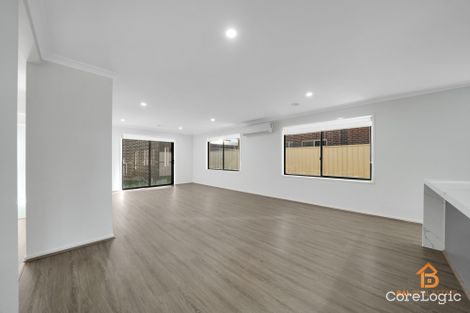 Property photo of 69 City Vista Court Fraser Rise VIC 3336