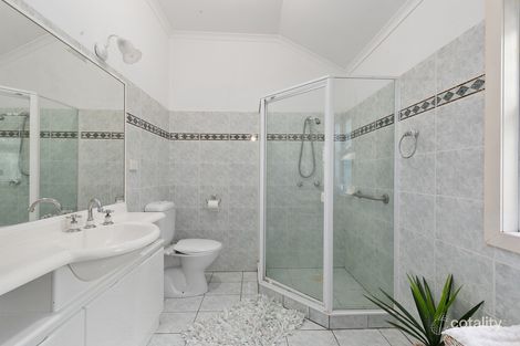 9 Arlington St, Coorparoo, QLD 4151