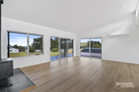 Property photo of 4 Colleen Crescent Primrose Sands TAS 7173