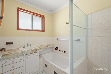Property photo of 9 Asca Drive Green Point NSW 2251