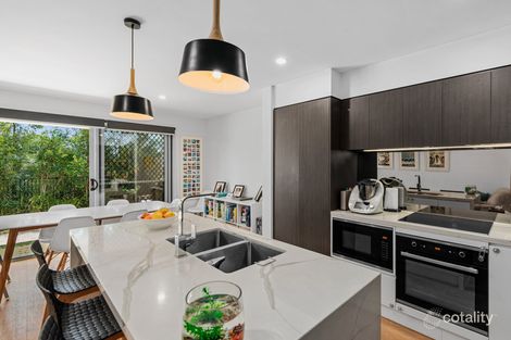 Property photo of 11/6 Tallowwood Street Seven Hills QLD 4170