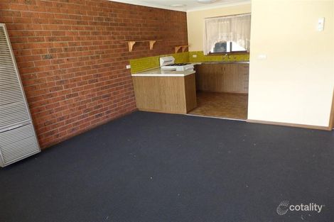 Property photo of 2/10-12 Marie Drive Wodonga VIC 3690