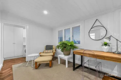 Property photo of 86 Rockbourne Terrace Paddington QLD 4064