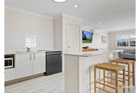 2/24 Sanctuary Dr, Cranley, QLD 4350