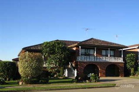 6 Yarra Pl, St Johns Park, NSW 2176